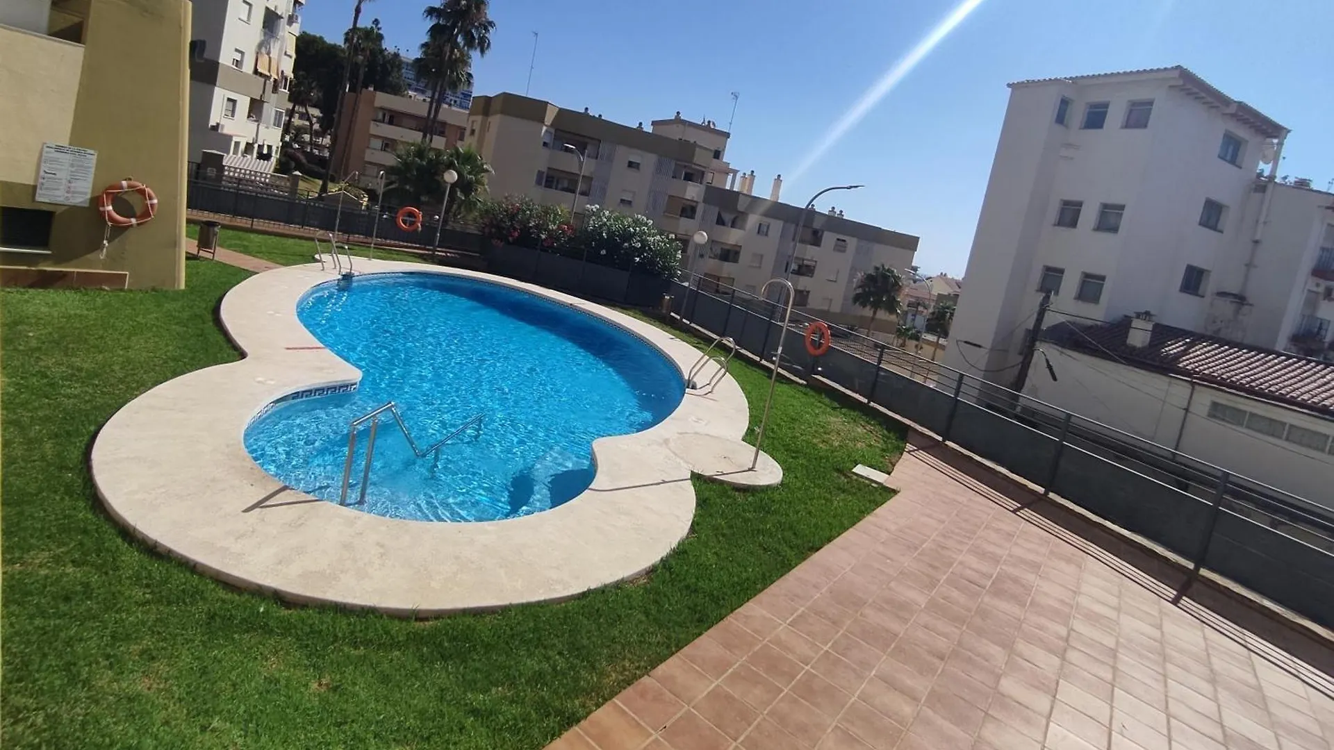 דירות טורמולינוס Carihuela Sol ספרד